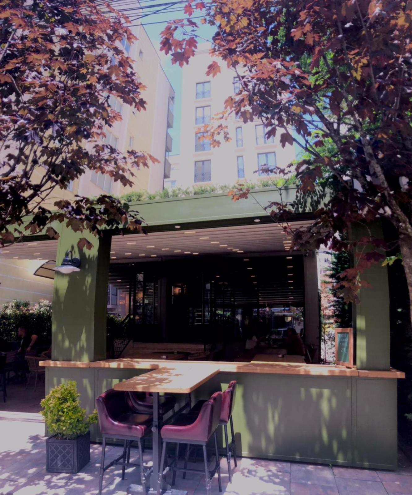 Qama Hotel Kosovo Polje Eksteriør bilde