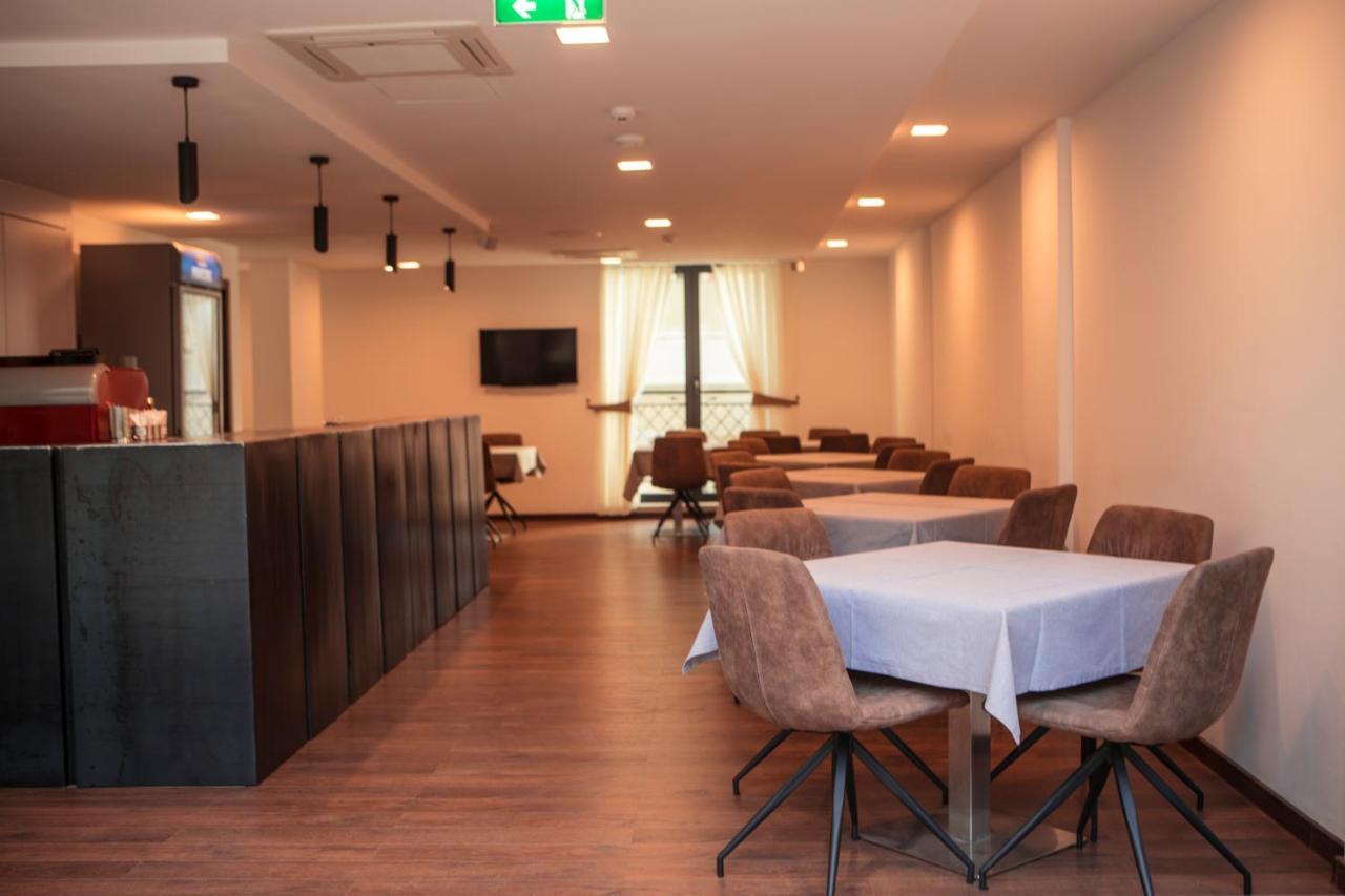 Qama Hotel Kosovo Polje Eksteriør bilde